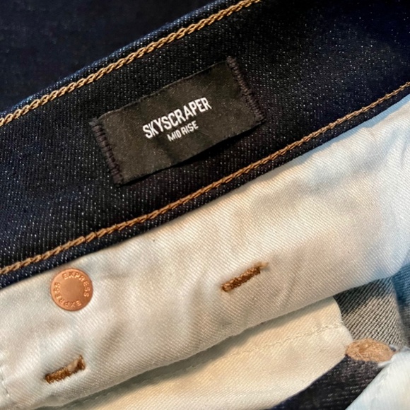 NWT Express Mid Rise Skyscraper Jeans - Picture 5 of 8
